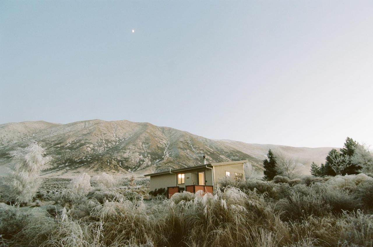 Te Manahuna Retreat Twizel Exterior photo